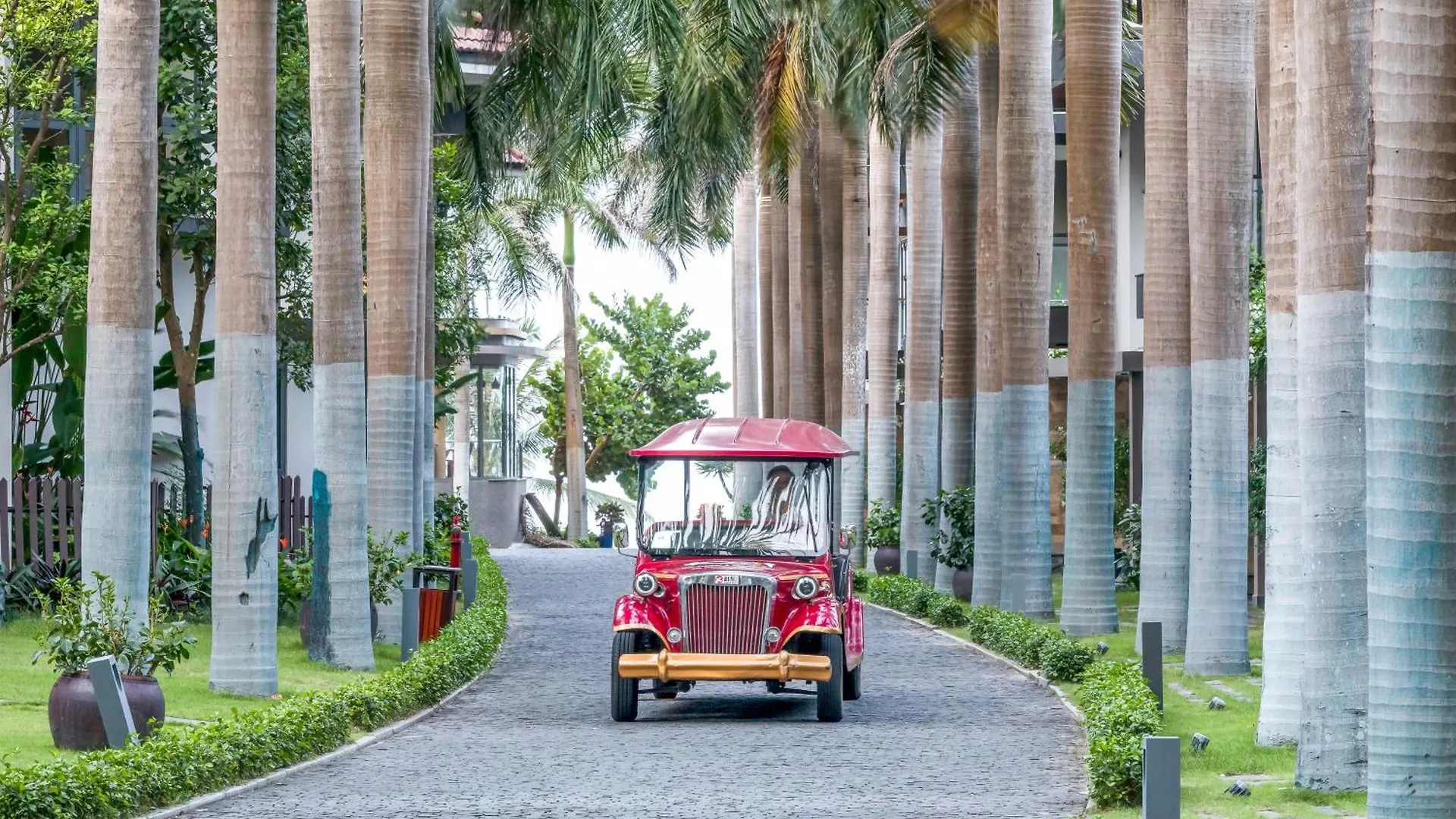 Koi Resort & Residence Da Nang