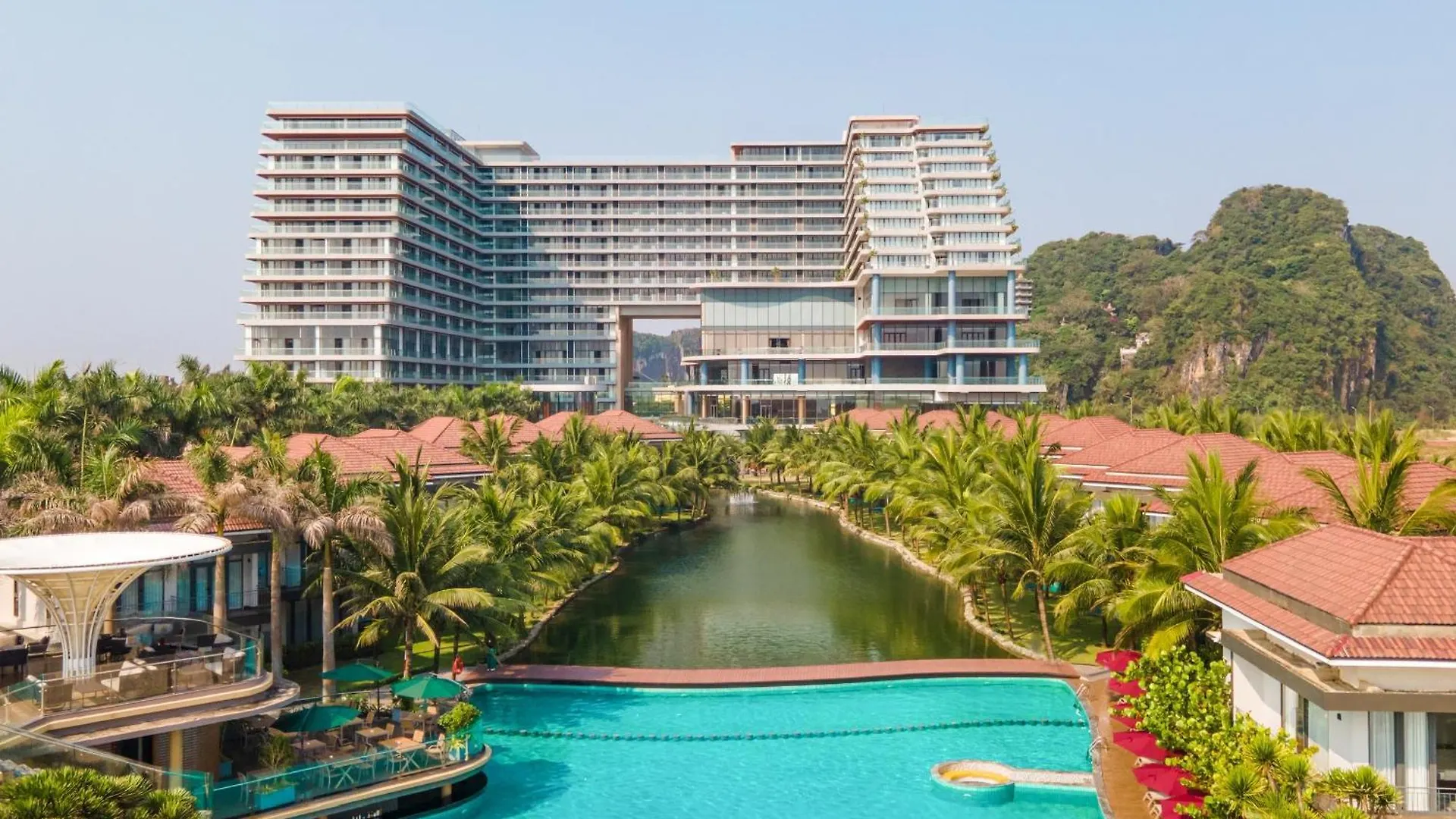 Koi Resort & Residence Da Nang