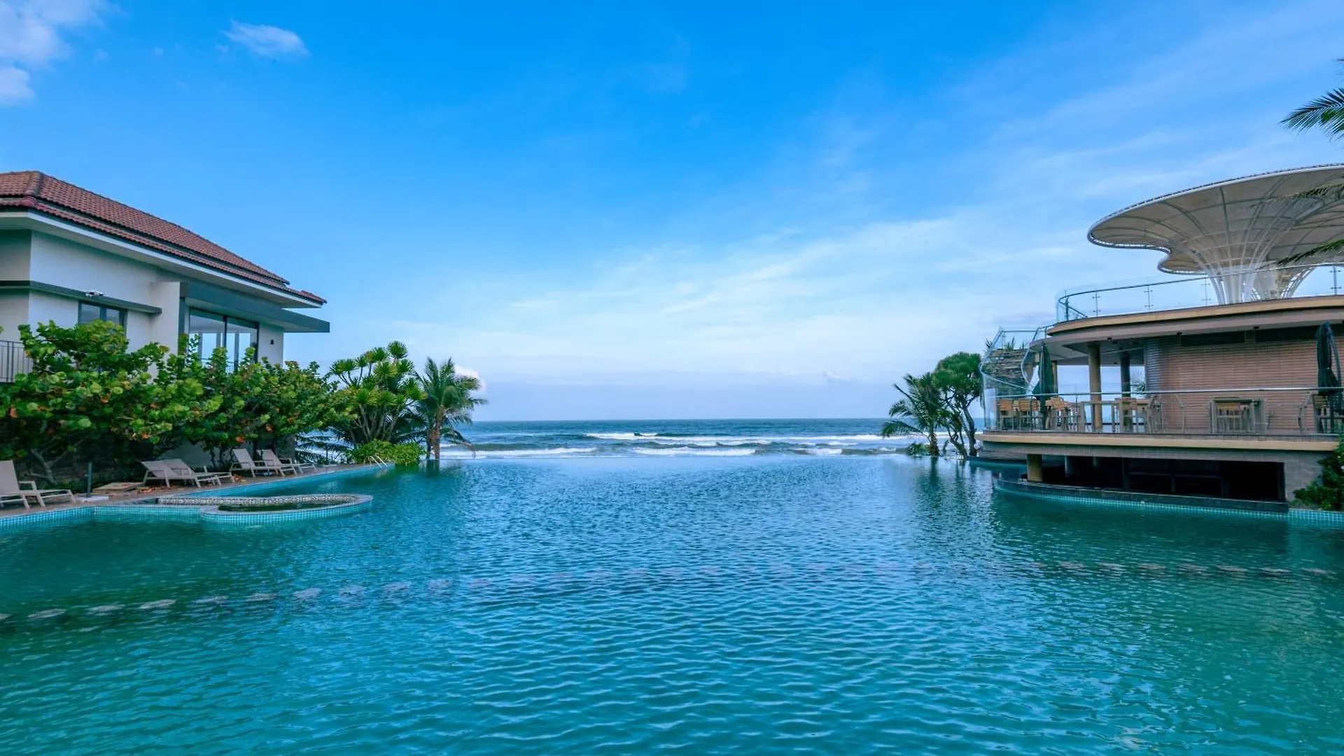 Koi Resort & Residence Da Nang