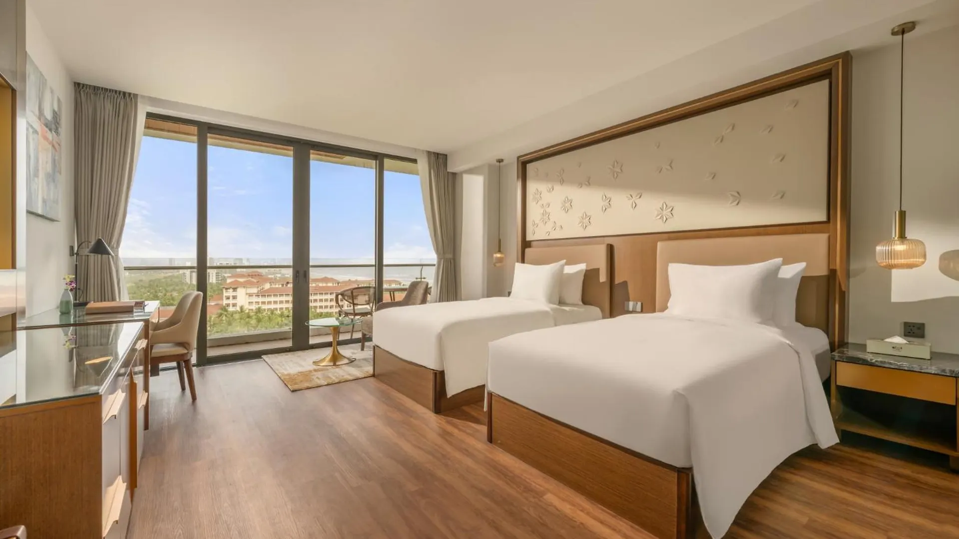 Koi Resort & Residence Da Nang