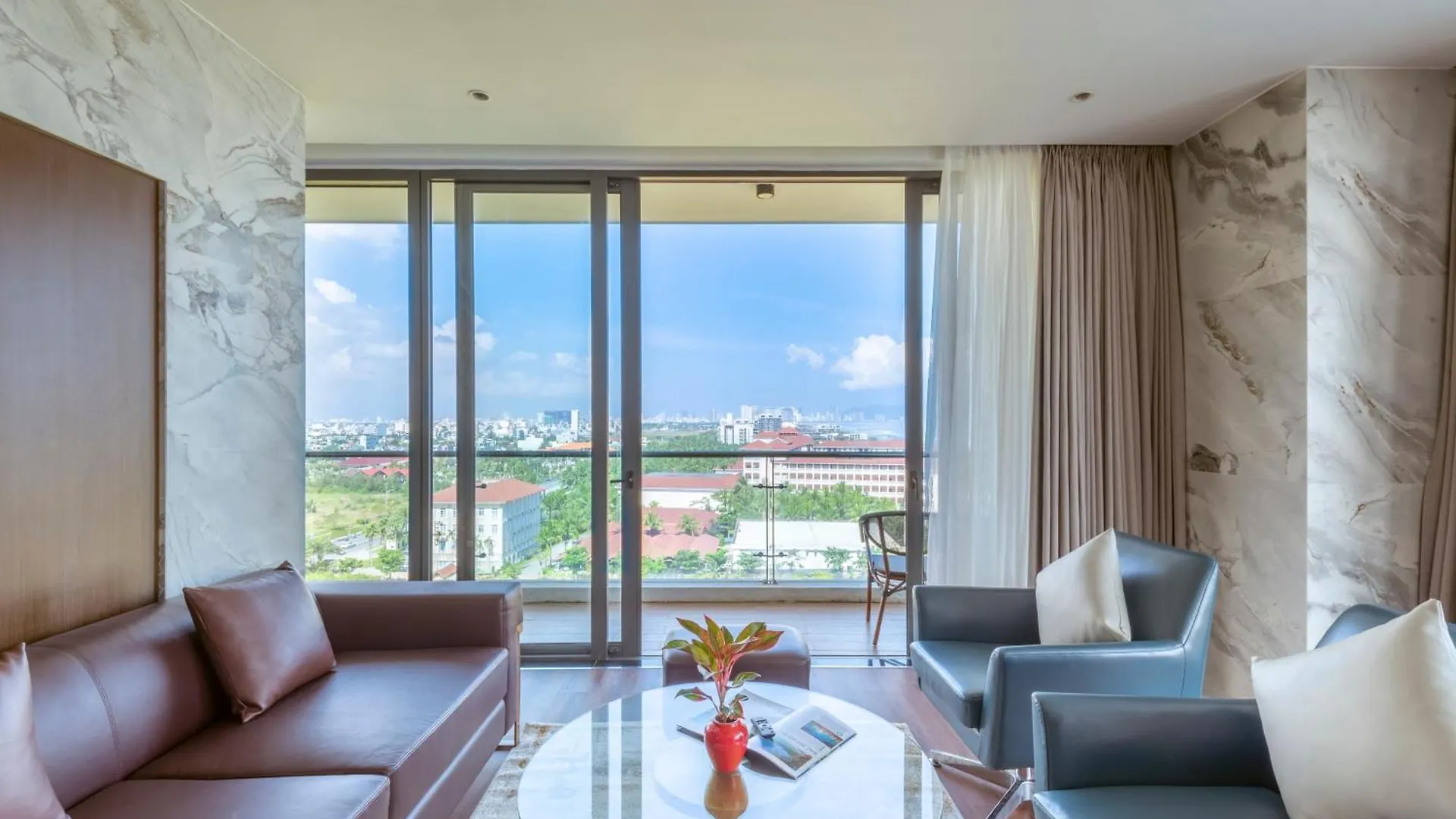 Koi Resort & Residence Da Nang