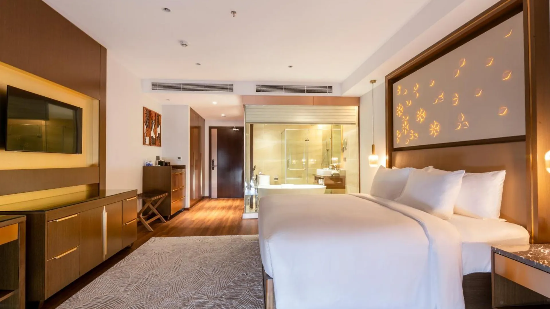 Koi Resort & Residence Da Nang