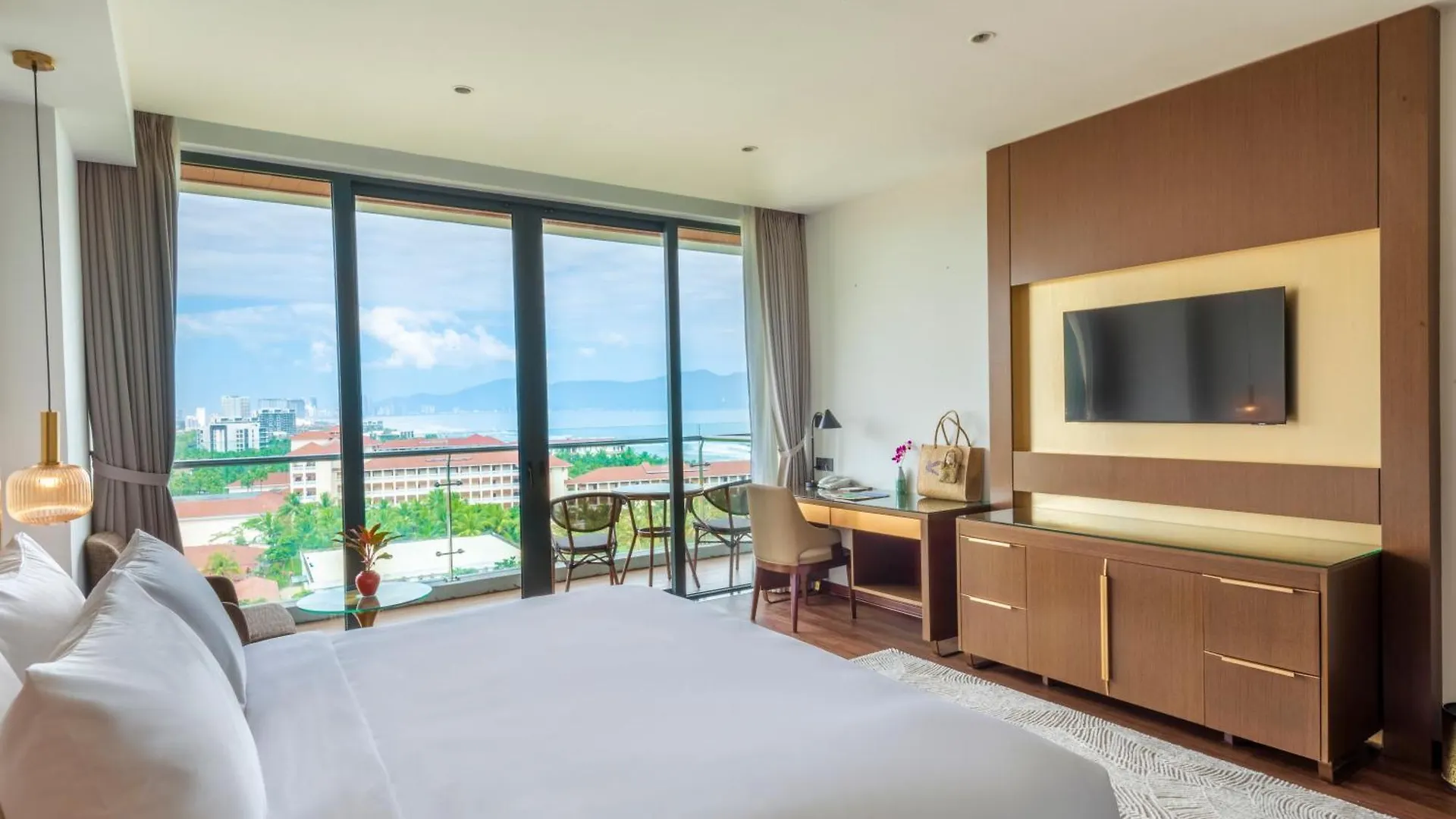 Koi Resort & Residence Da Nang