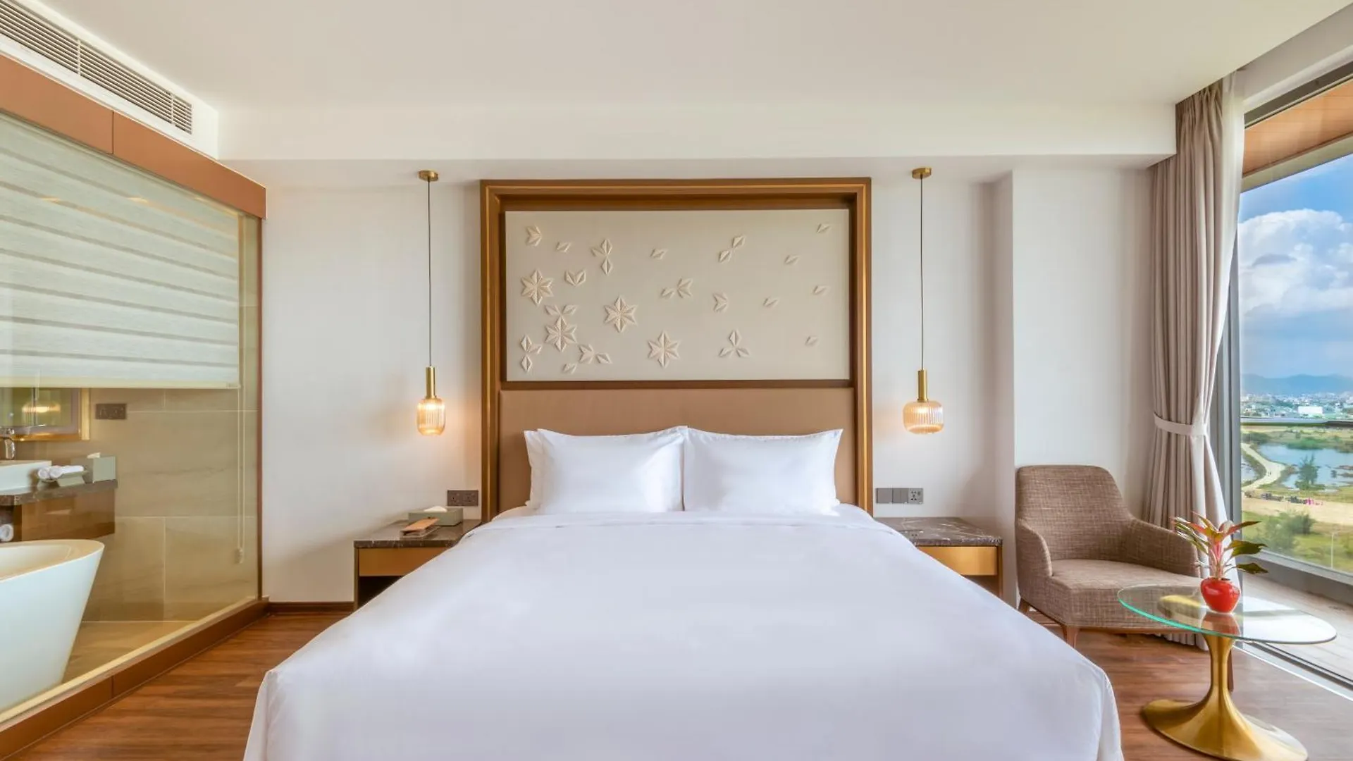 Koi Resort & Residence Da Nang
