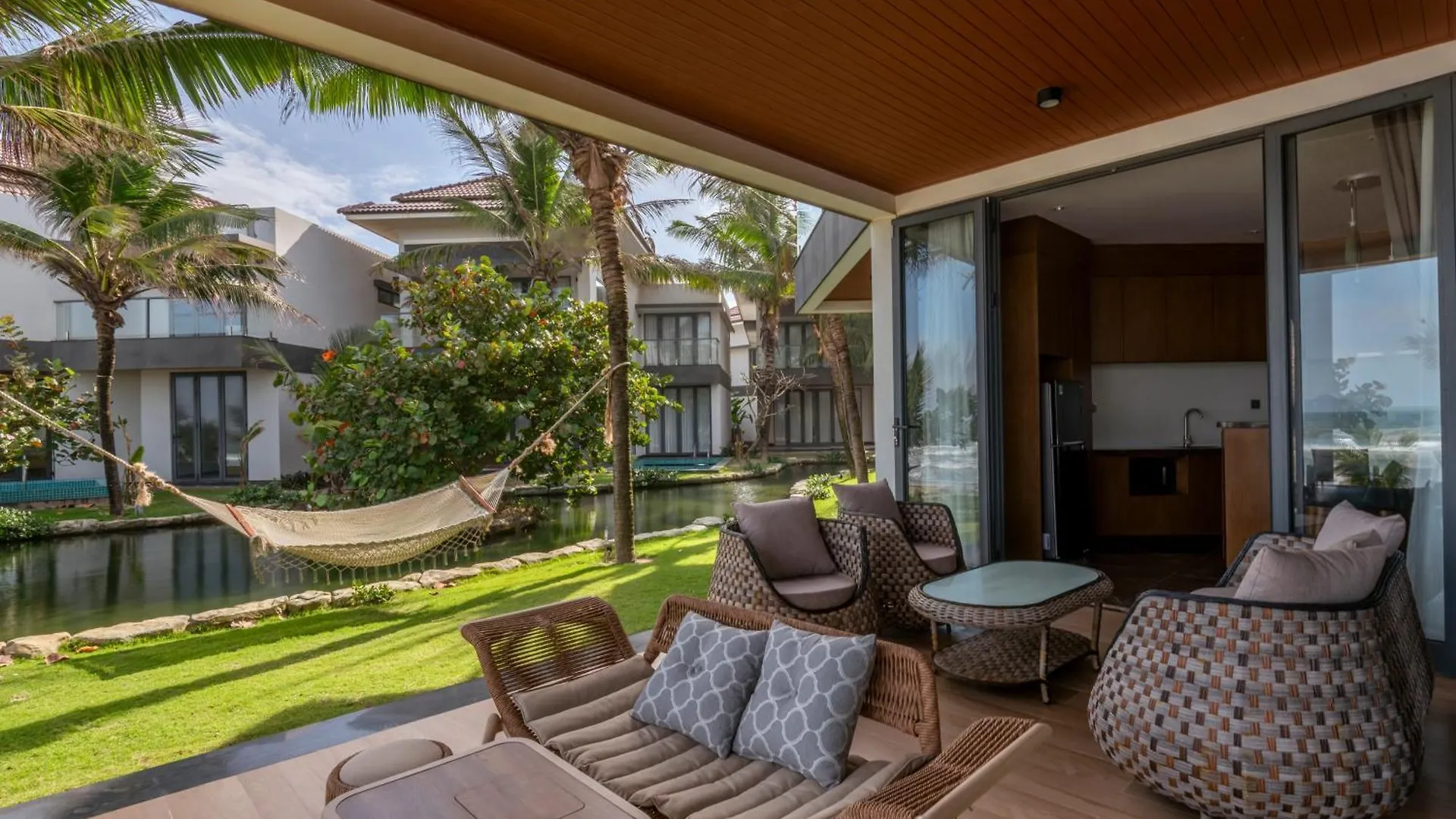 Koi Resort & Residence Da Nang